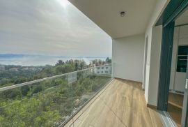 OPATIJA, IKA - prekrasan stan u novogradnji 105m2 + 57m2 krovna terasa 77m2, panoramski pogled na more, Opatija - Okolica, شقة