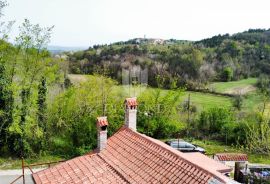 Prekrasna kućica sa pogledom na Oprtalj!, Oprtalj, House