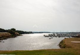 ISTRA, POMER - Moderna dvojna kuća sa bazenom u blizini mora i pogledom na more, Medulin, Casa