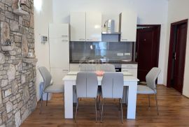 ISTRA,LIŽNJAN - Trosoban stan u prizemlju, Ližnjan, Appartement