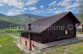 BUŽIM ( Gospić ) - obiteljska kuća, dvorišna zgrada, garaža, okućnica, Gospić - Okolica, House