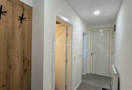 NOVOGRADNJA vikend kuća površine stambene 105m2 Dvorišta Jahorina na placu od 560m2, Pale, Maison