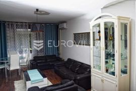 Zagreb, Dugave, Vajdin vijenac, prekrasan trosoban stan NKP 65 m2, Zagreb, Appartamento