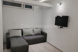 Garsonjera Lekino brdo, Voždovac, Appartment