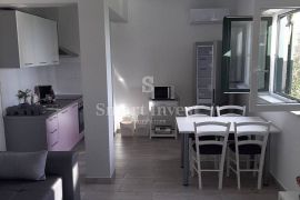 IKA, najam stana s terasom i parkingom, Opatija - Okolica, Appartment