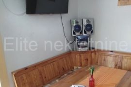 Novi Vinodolski - prodaja kuće, 130 m2, balkon, vrt, garaža!, Novi Vinodolski, House