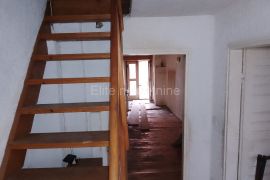 Mrkopalj - prodaja kuće, 170 m2, tavan, podrum, vrt!, Mrkopalj, Famiglia