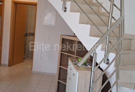 Kastav - najam stana, 85 m2!, Kastav, Appartement