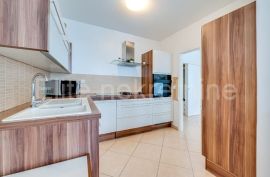 Podmurvice - prodaja stana, 95,54 m2, balkon, parking!, Rijeka, Stan