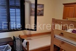 Klenovica - prodaja stana, 60 m2, terasa!, Novi Vinodolski, Appartement