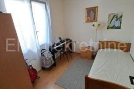 Klenovica - prodaja stana, 60 m2, terasa!, Novi Vinodolski, Appartement