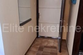 Klenovica - prodaja stana, 60 m2, terasa!, Novi Vinodolski, Appartement