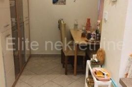 Pećine - prodaja stana, 64 m2, vrt!, Rijeka, Apartamento