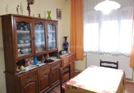 Srdoči - prodaja stana, 61,25 m2, parking!, Rijeka, Appartment