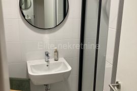 Kantrida - najam stana, 95m2, balkon, parking!, Rijeka, Flat