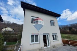 KUĆA 170m2, MIRNA LOKACIJA, VRTNJAKOVEC, Krapinske Toplice, Casa