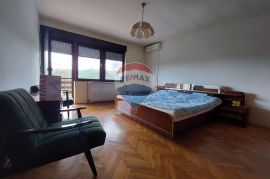 PREDIVNA VISOKA PRIZEMNICA 230m2, KLANJEC, Klanjec, Casa