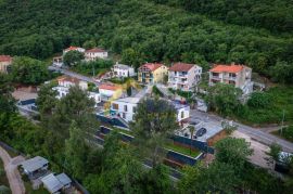 OPATIJA, MOŠĆENIČKA DRAGA – dvije nove vile s bazenom, 410m2 + 225m2 s vrtom, namještajem i wellnessom, Mošćenička Draga, Famiglia