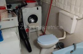 Zemun, Alaska, 1.0, 24m2, potkrovlje, Zemun, Apartamento