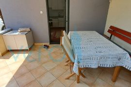 Uvala Soline, otok Krk, stan 31 m2, prizemlje, terasa, prodaja, Dobrinj, Appartment