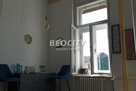 Novi Sad, Centar, Šafarikova, 5.0, 110m2, Novi Sad - grad, Appartement