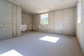 Podstrana, trosoban stan na prvom katu u novogradnji NKP 79 m2, Podstrana, Διαμέρισμα