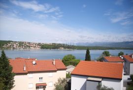 OTOK KRK, UVALA SOLINE - Dvoetažni 2S+DB sa pogledom na more, Dobrinj, Διαμέρισμα