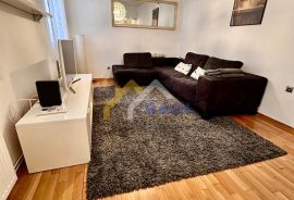 Palmotićeva-najam stana-800 eur, Zagreb, Daire