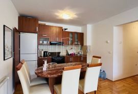 Apartman sa jednom spavaćom i terasom Bjelašnica prodaja, Trnovo, Wohnung