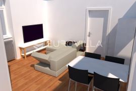 Zagreb, donji grad Klaićeva ulica adaptiran trosoban stan 58 m2, Zagreb, Flat