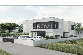 Medulin, novogradnja, dvojna kuća  oznake A - 120 m2 s vrtom u mirnom kvartu, Medulin, Casa