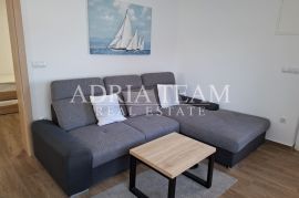 TROSOBNI APARTMAN U STAMBENOJ ZGRADI, PRIZEMLJE - POVLJANA, PAG, Povljana, Kвартира