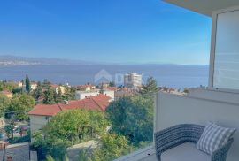 OPATIJA, CENTAR - veličanstven stan u novoj gradnji, open space, panoramski pogled, garaža, Opatija, Kвартира