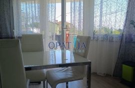 Opatija-Pobri, stan 3s+DB, 1.kat, s balkonom, Opatija - Okolica, شقة