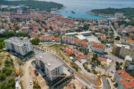 Makarska, luksuzan dvosoban stan u centru 65 m2, Makarska, Apartamento