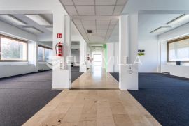 Split, Split 3, prostrani poslovni prostor, Split, Propriedade comercial