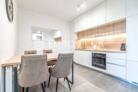 Branimirova, luksuzan dvosoban stan 60 m2 s parkingom NOVOGRADNJA, Zagreb, Wohnung