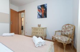 Apartmanska kuća na prodaju, Buje,okolica, Istra, Buje, بيت