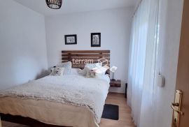 Istra, Fažana, stan 38m2, 1SS+DB, prizemlje, vrt 50m2, namješteno, blizina mora!! #prodaja, Fažana, Apartamento