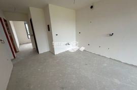 Istra, Pula, okolica, stan 78,54m2, I. kat, 2SS+DB, parking, NOVO!! #prodaja, Pula, Apartamento