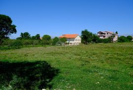 ZADAR, POLJICA - Povoljno građevinsko zemljište na ugodnoj lokaciji, Nin, Terra