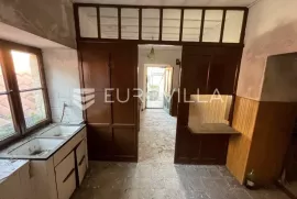 Ston, prekrasna tradicionalna kamena kuća, 450 m2, Ston, Famiglia