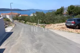 Otok Čiovo građevinsko zemljište 3700 m2, Trogir, Terrain