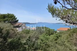 Otok Čiovo građevinsko zemljište 3700 m2, Trogir, Terrain