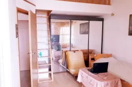 Vodice! Apartman u centru s pogledom na more! Novija gradnja i blizina plaže!, Vodice, Stan