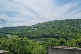 KUĆA NA DIVNOJ LOKACIJI U SUŠAČKOJ DRAGI, Rijeka, Kuća