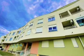 Atraktivan novi stan s terasama i liftom!, Zagreb, Appartement