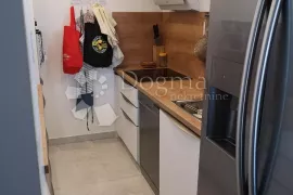 Malinska, apartman sa pogledom na more, Malinska-Dubašnica, Flat