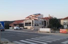 ZADAR, SUKOŠAN - restoran sa sobama, Sukošan, Коммерческая недвижимость