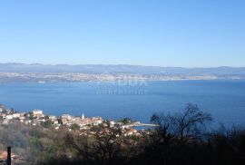 OPATIJA, LOVRAN, LIGANJ - građevinsko zemljište 2270m2 s pogledom na more, Lovran, Γη